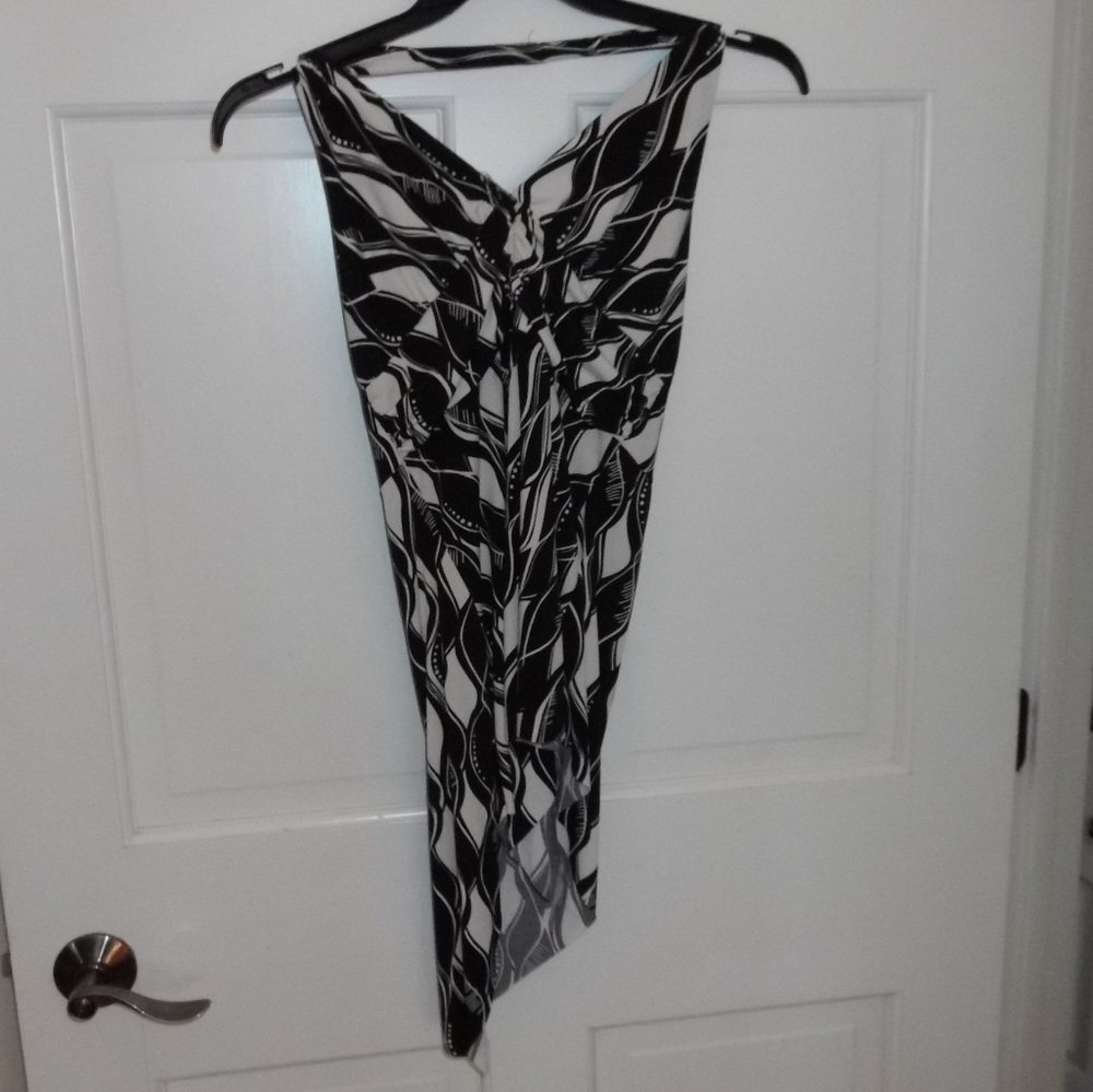 Simply Irresistible - Sleeveless top